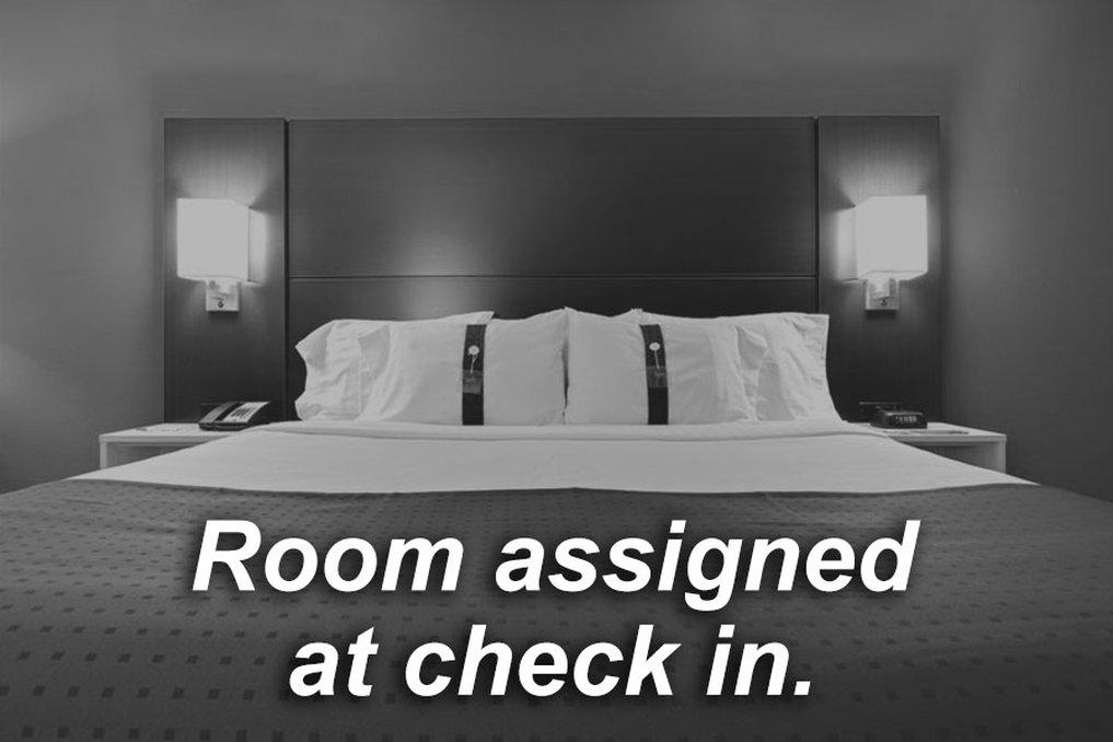 Holiday Inn Express Hotel And Suites Pearsall By Ihg Extérieur photo