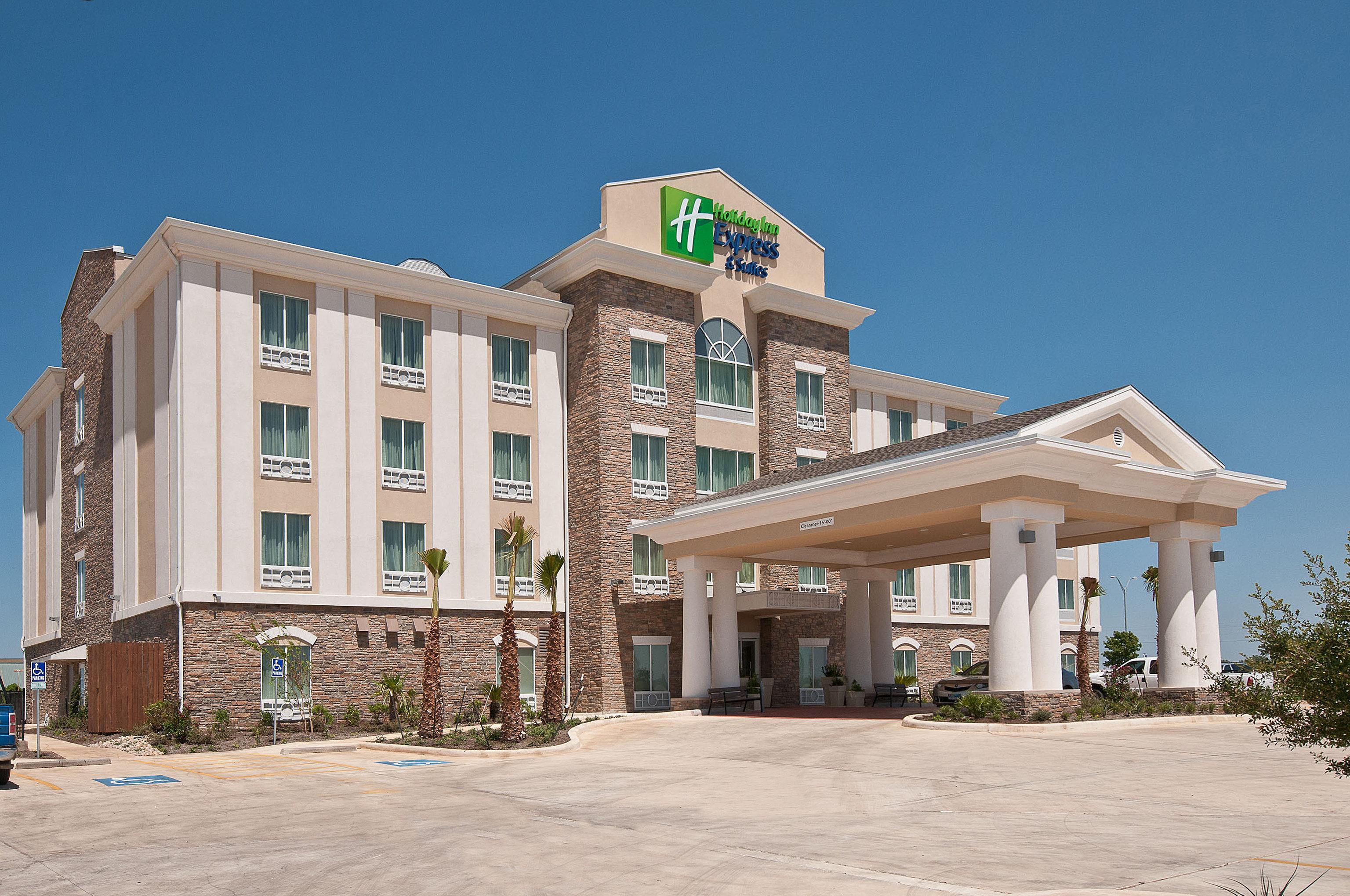 Holiday Inn Express Hotel And Suites Pearsall By Ihg Extérieur photo