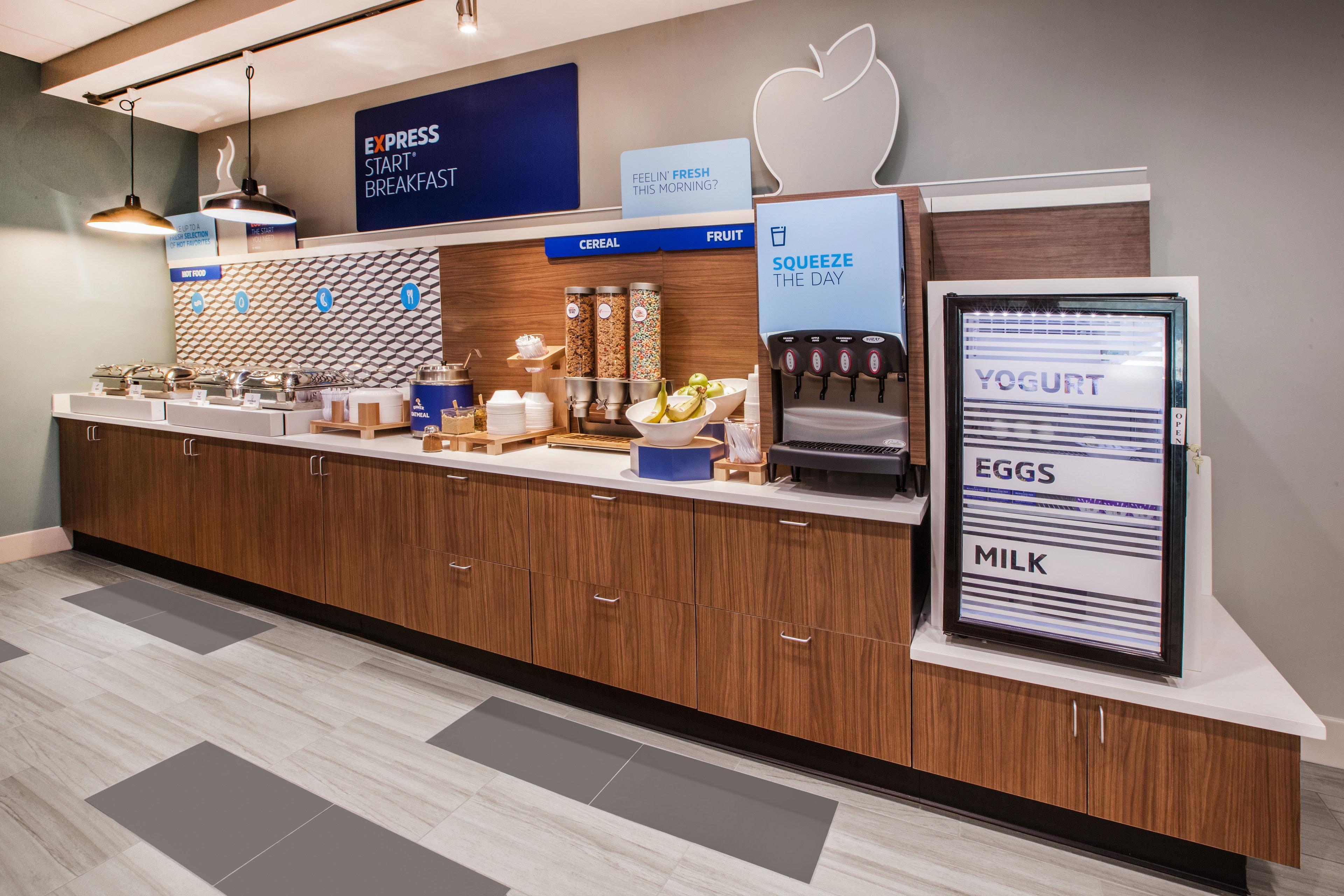 Holiday Inn Express Hotel And Suites Pearsall By Ihg Extérieur photo